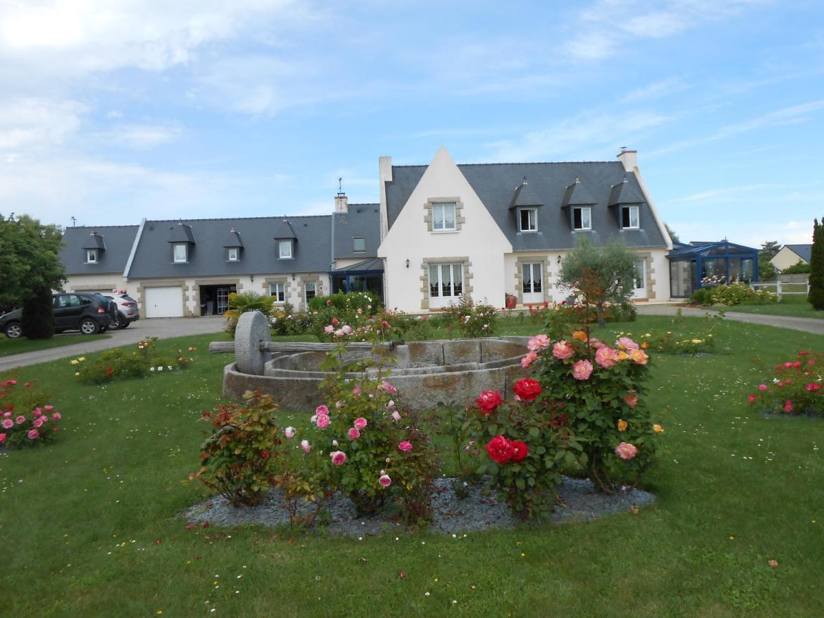Petit Chatelet Bis Hirel Exterior foto