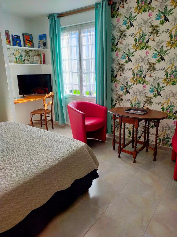 Petit Chatelet Bis Hirel Exterior foto