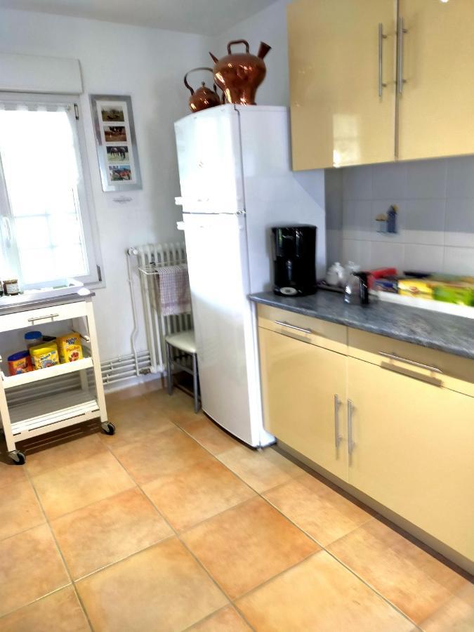 Petit Chatelet Bis Hirel Exterior foto