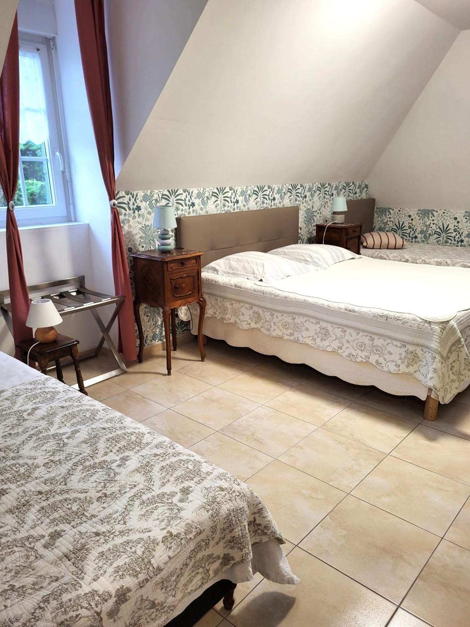 Petit Chatelet Bis Hirel Exterior foto