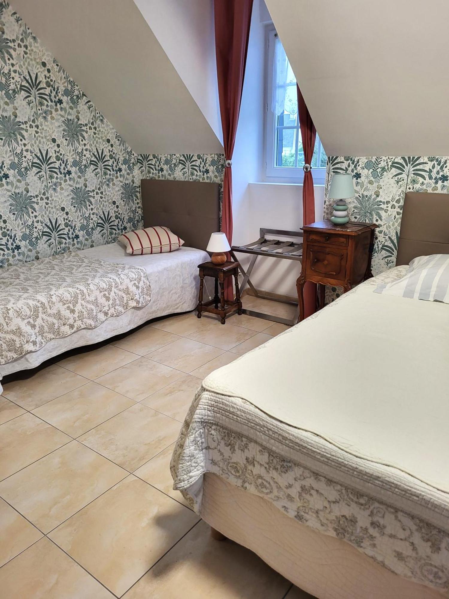 Petit Chatelet Bis Hirel Exterior foto
