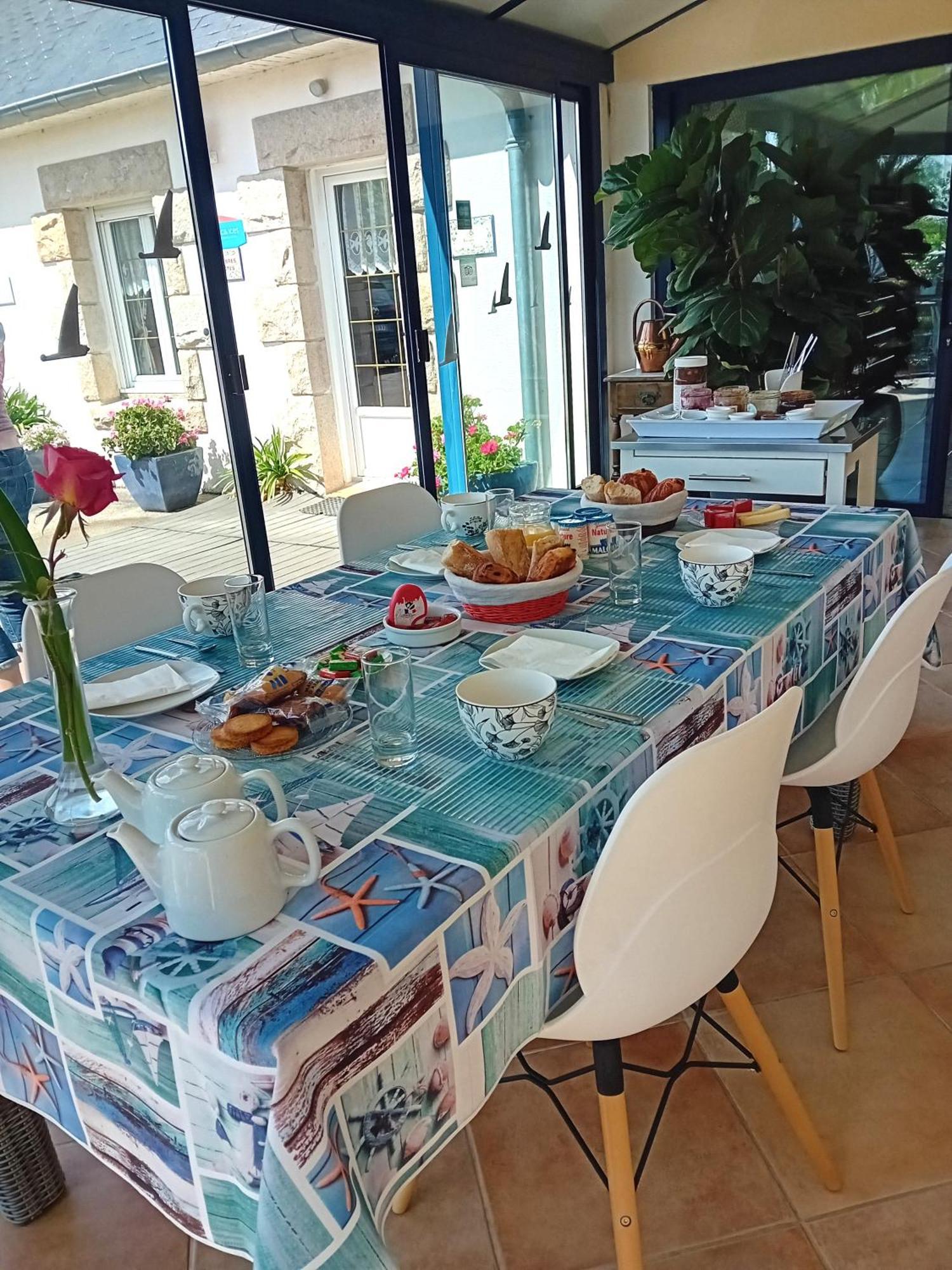 Petit Chatelet Bis Hirel Exterior foto